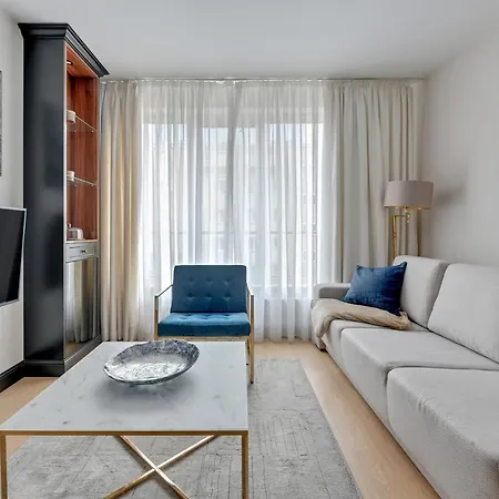 Apartment Dom & House - Old Town Tartaczna